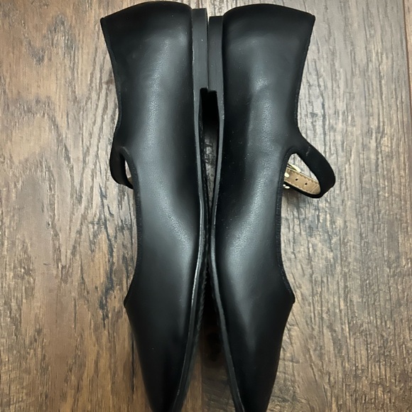 Time and Tru Women's Black Flats with Strap - Picture 4 of 6